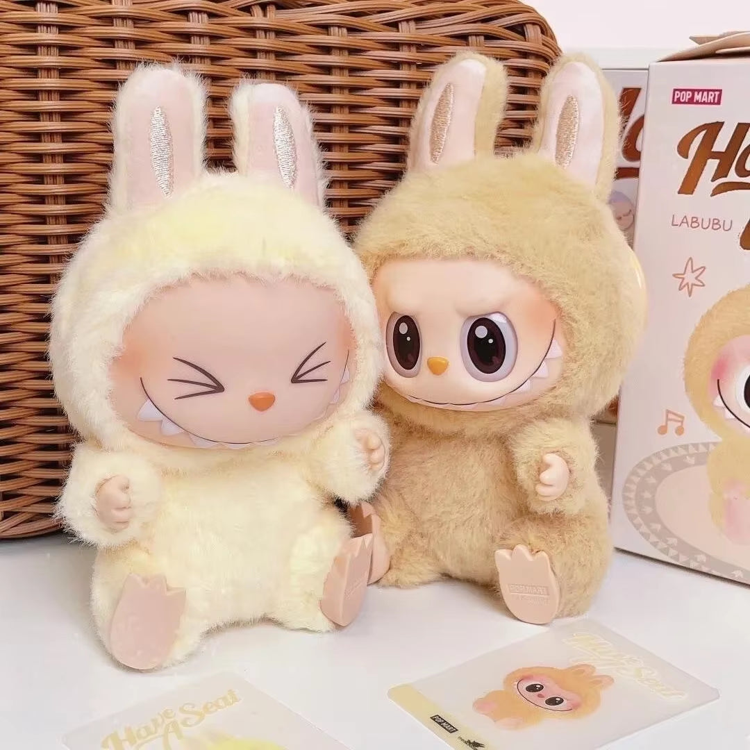 Caixa Misteriosa Labubu: Figuras de Ação Anime 17cm - Brinquedos PVC Colecionáveis e Ornamentos Divertidos!
