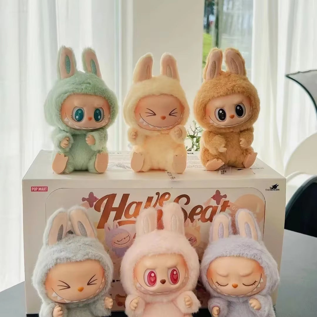 Caixa Misteriosa Labubu: Figuras de Ação Anime 17cm - Brinquedos PVC Colecionáveis e Ornamentos Divertidos!